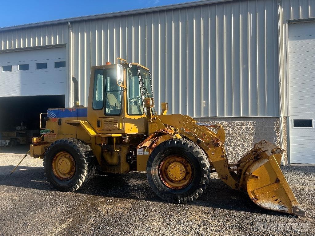 Fiat-Hitachi FR 100 Tekerlekli yükleyiciler