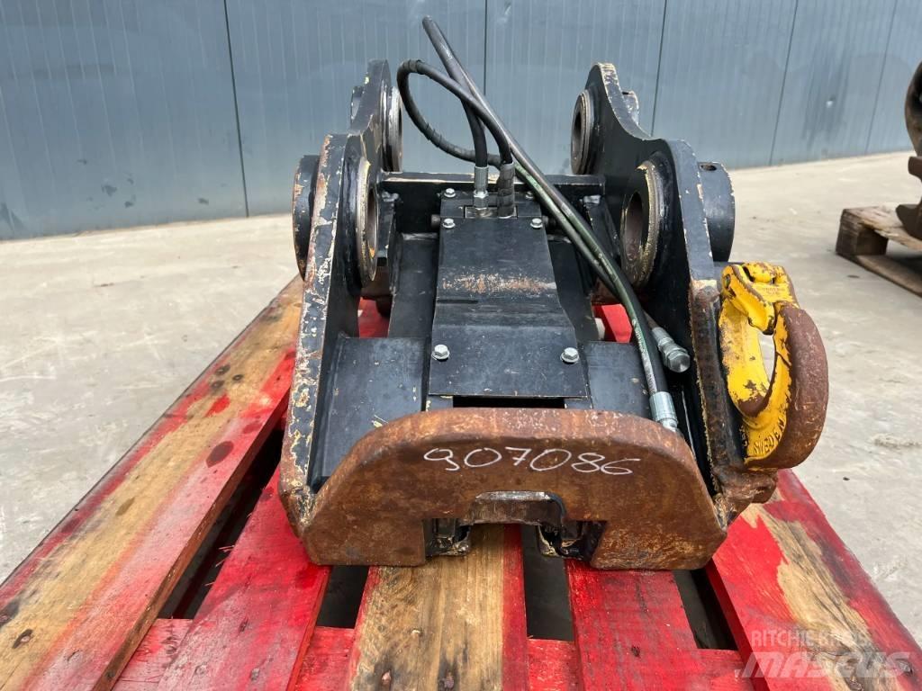 Volvo S1 - 323D Quick connectors