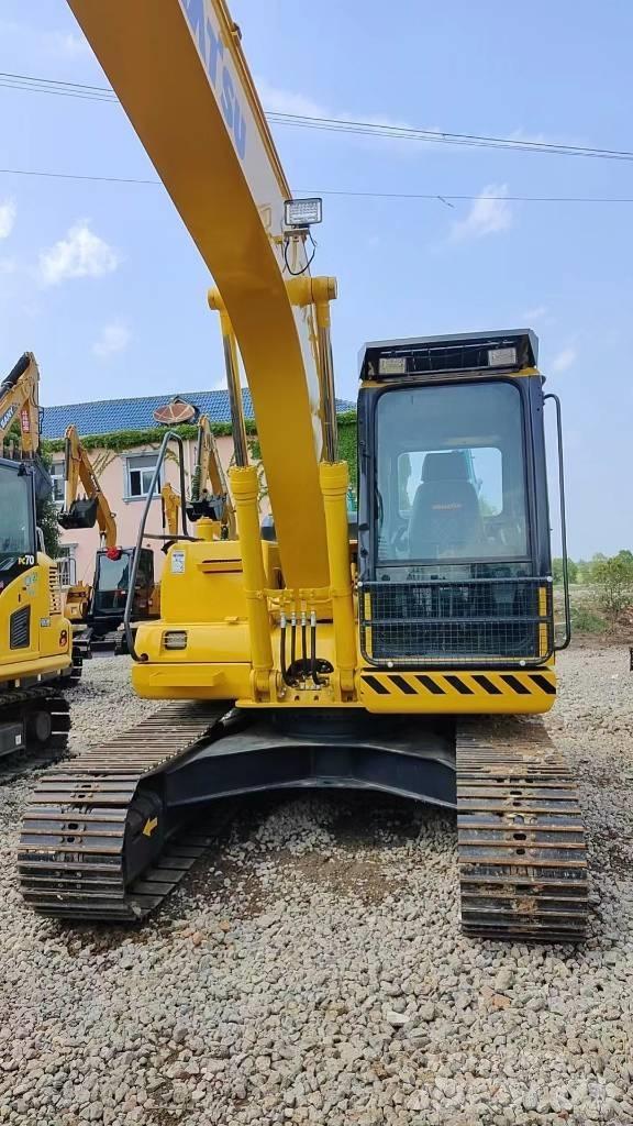 Komatsu PC 130 Paletli ekskavatörler