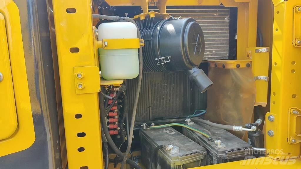 Komatsu PC 130 Paletli ekskavatörler