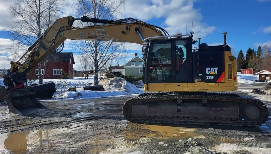CAT 335 F L CR Paletli ekskavatörler