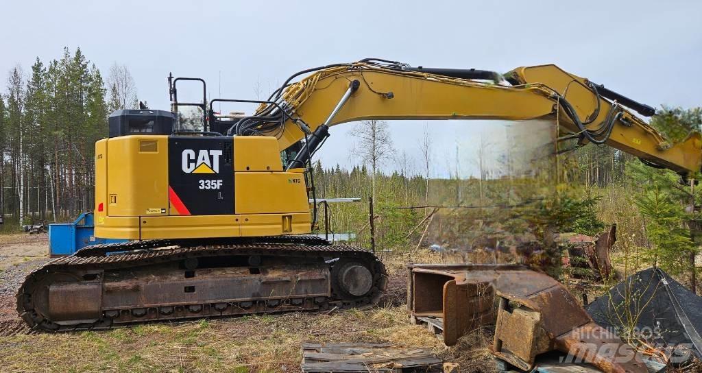 CAT 335 F L CR Paletli ekskavatörler