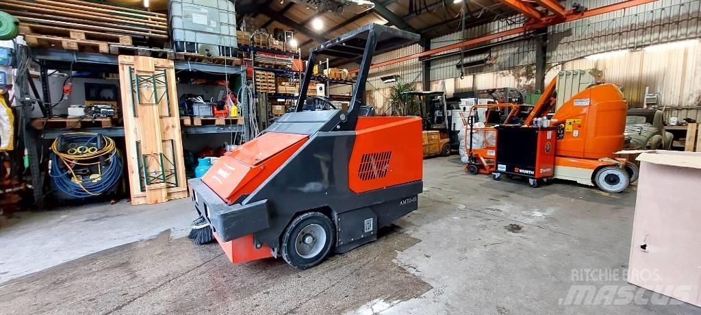 Powerboss SW6XKLPG Cadde süpürücüler