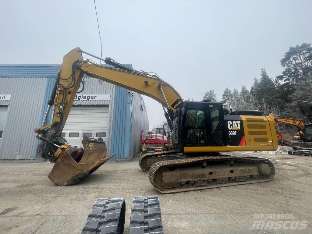 CAT 330 Paletli ekskavatörler