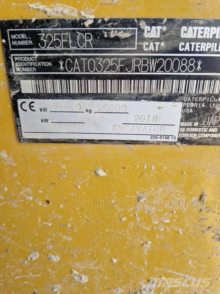 CAT 325 F Paletli ekskavatörler