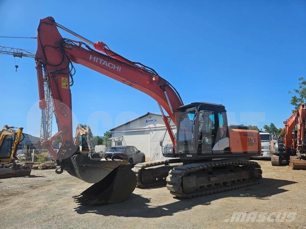 Hitachi ZX 210 LC Paletli ekskavatörler