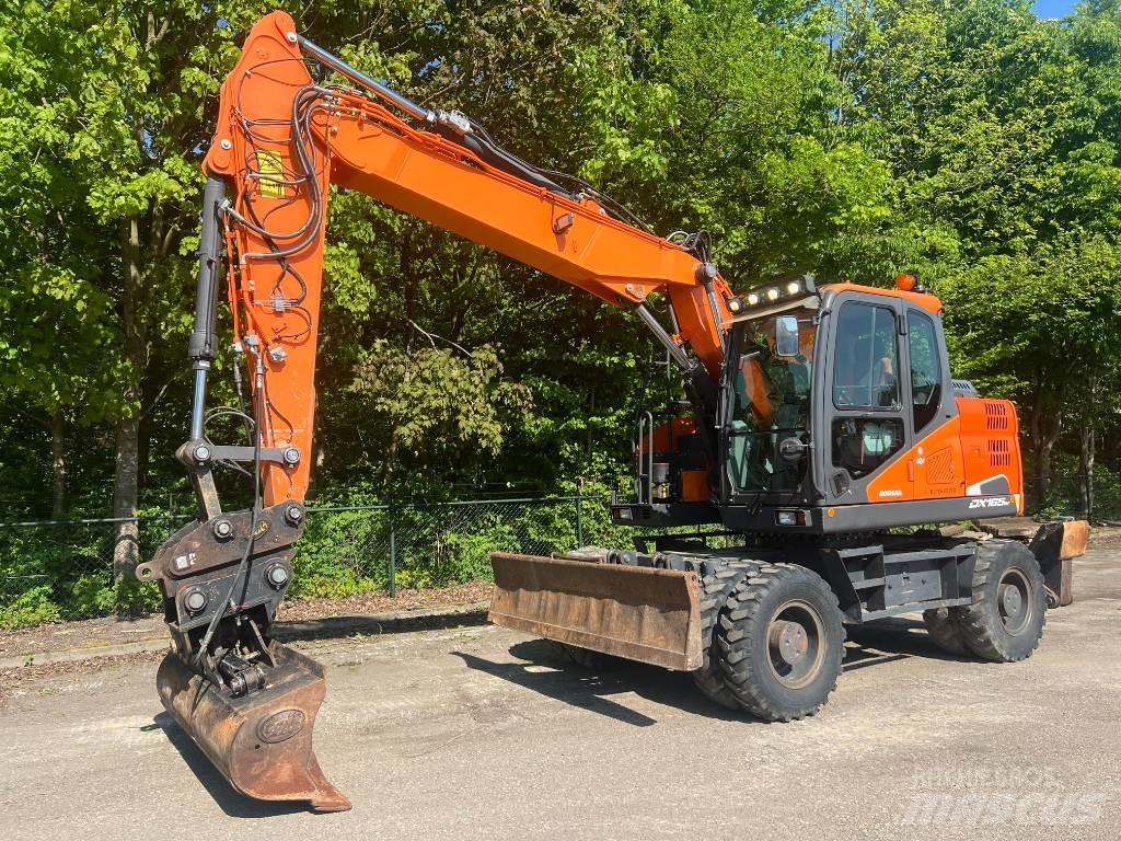 Doosan DX 165 W-5 Lastik tekerli ekskavatörler