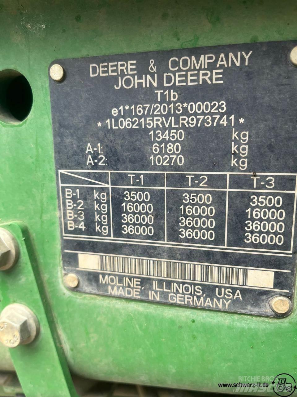 John Deere 6215R Traktörler