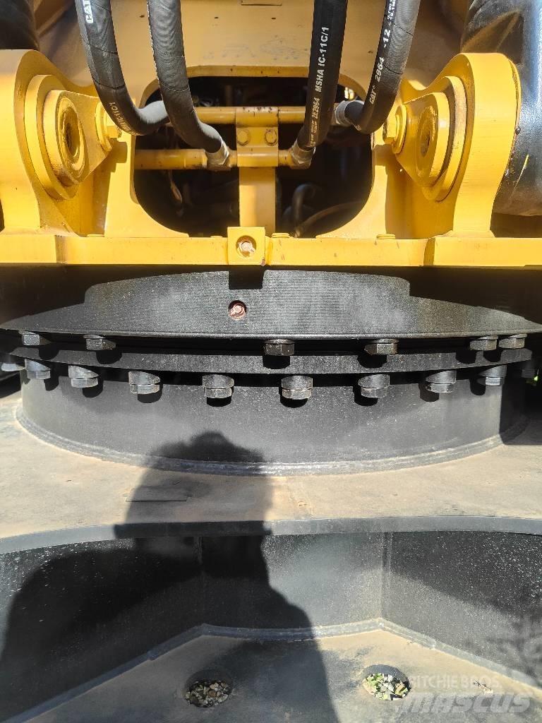 CAT 330 D Paletli ekskavatörler