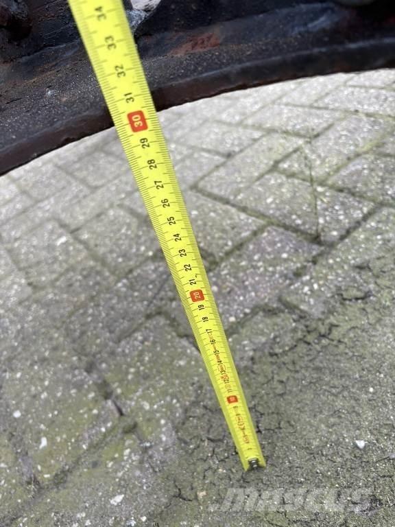 Manitou jip Teleskopik yükleyiciler