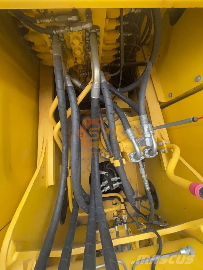 Komatsu PC 200-8 Paletli ekskavatörler