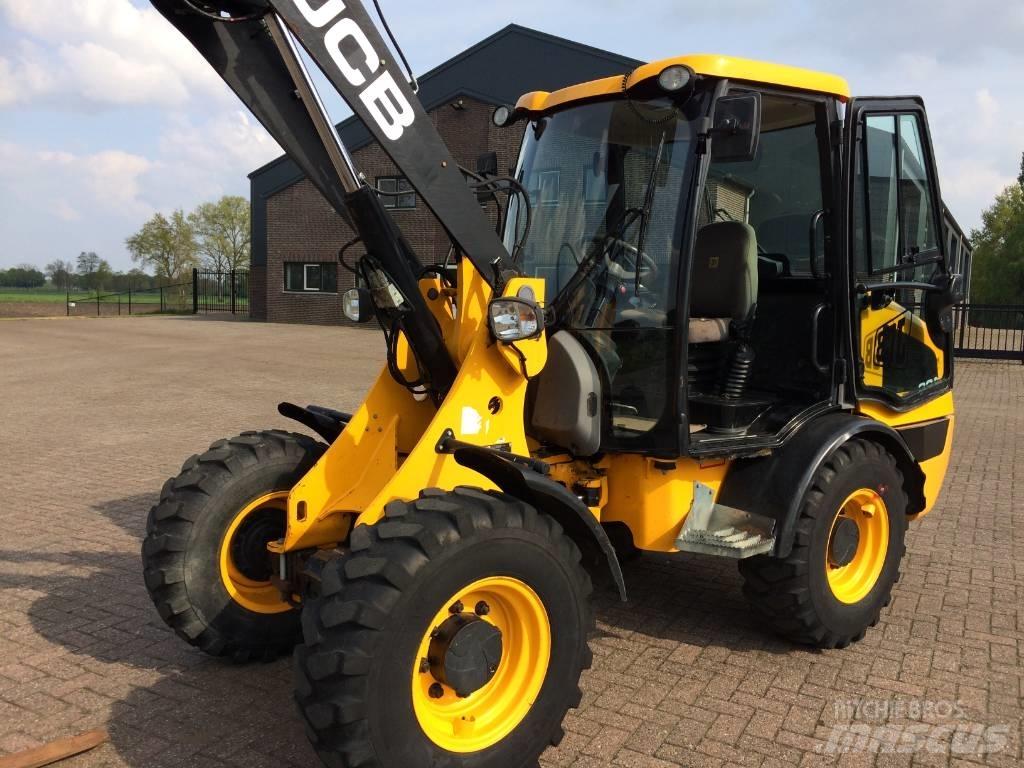 JCB 406 Tekerlekli yükleyiciler