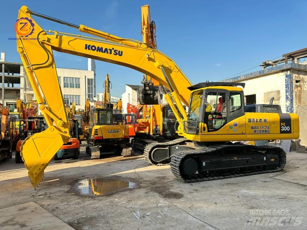 Komatsu PC 300 Paletli ekskavatörler