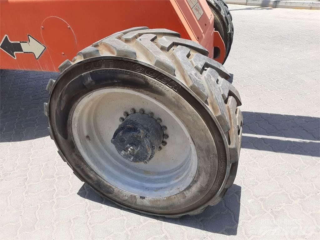 JLG 1350SJP Teleskopik personel platformları