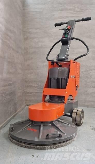  HTII BB 700 Beton terbiye makineleri