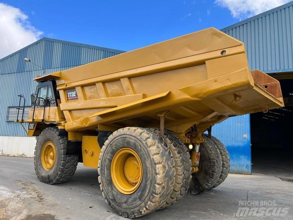 CAT 773 E Yol disi kaya kamyonu