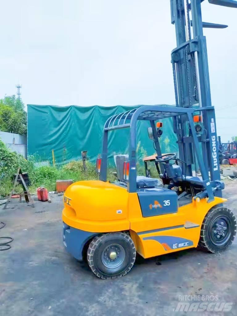 LiuGong CPC 35 Dizel forkliftler