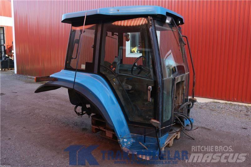 New Holland 8870 Kabin