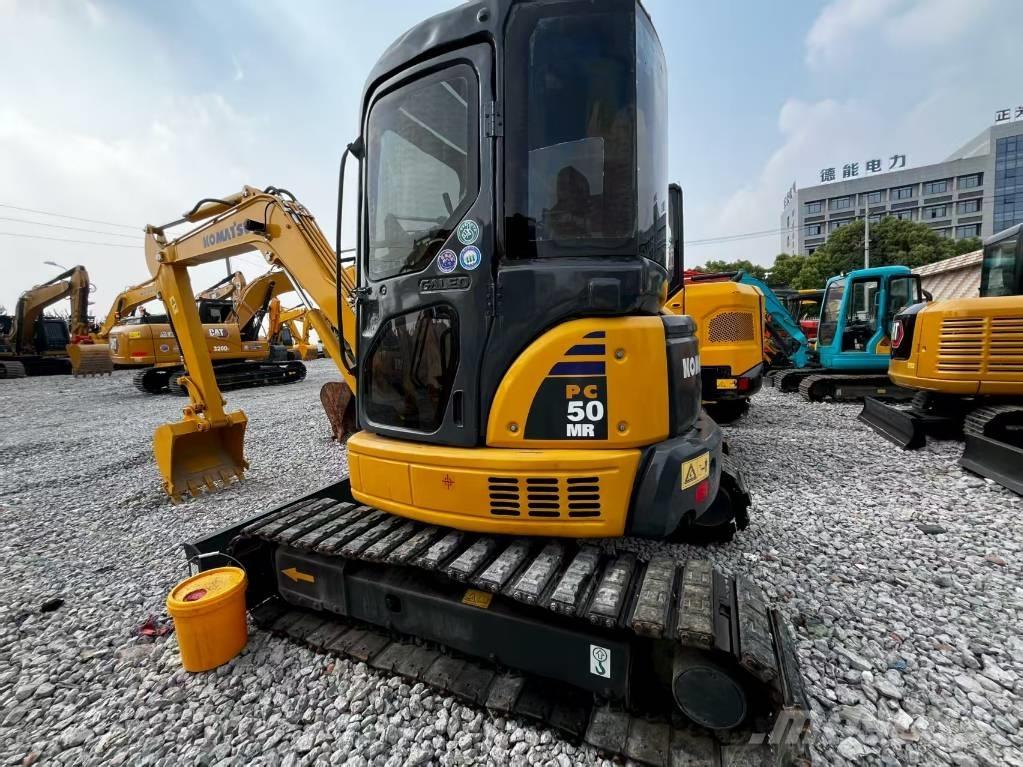 Komatsu PC 50 MR Mini ekskavatörler, 7 tona dek