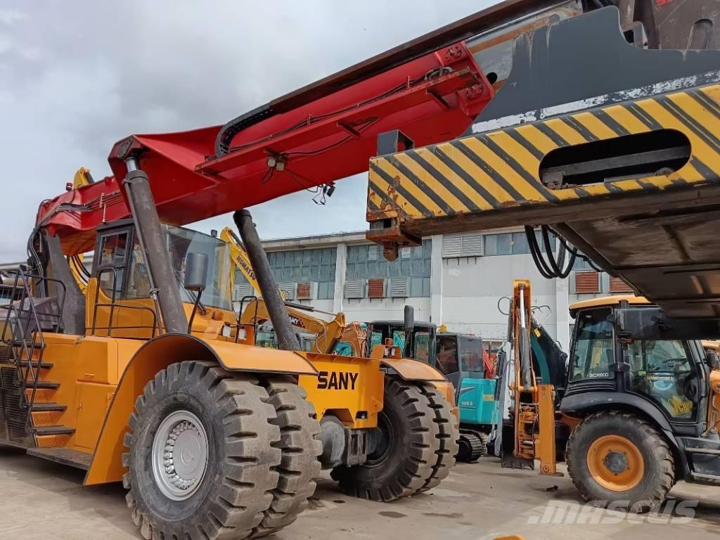 Sany SRSC 45 C30 Konteyner istifleyiciler - reach stacker
