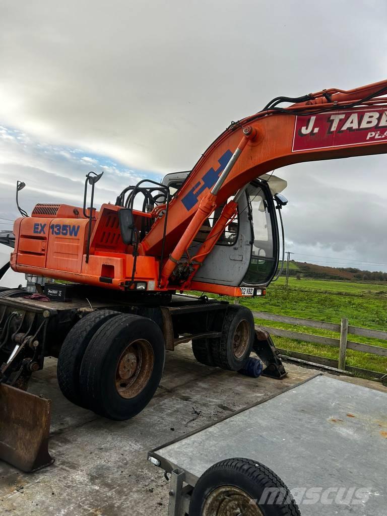 Hitachi EX 135 W Lastik tekerli ekskavatörler