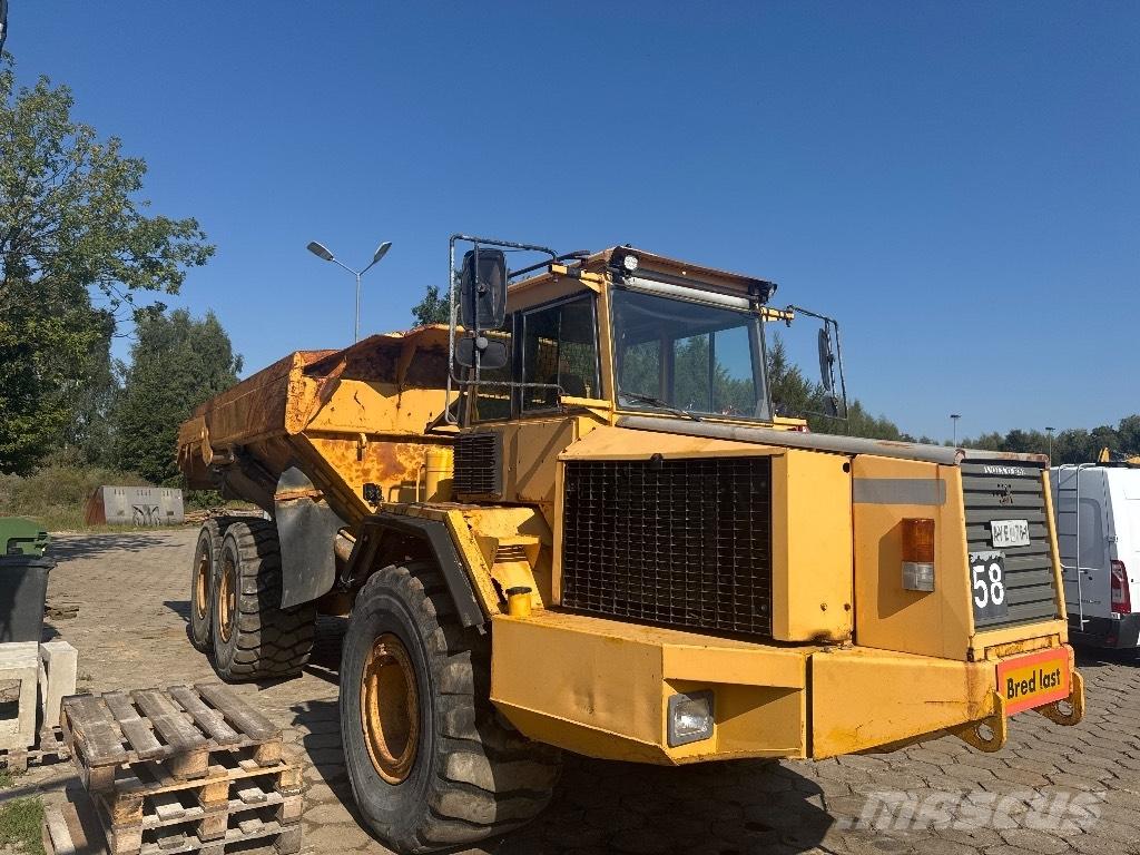 Volvo A 30 Belden kirma kaya kamyonu