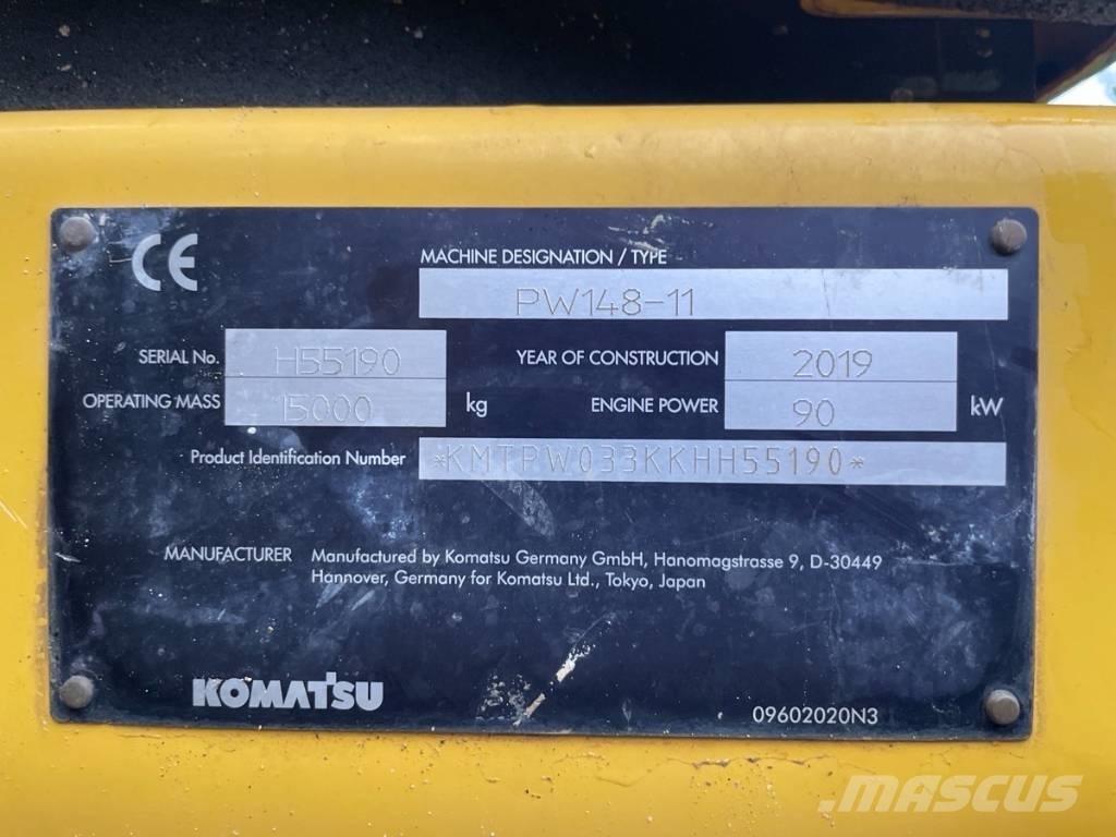 Komatsu PW 148-11 Lastik tekerli ekskavatörler