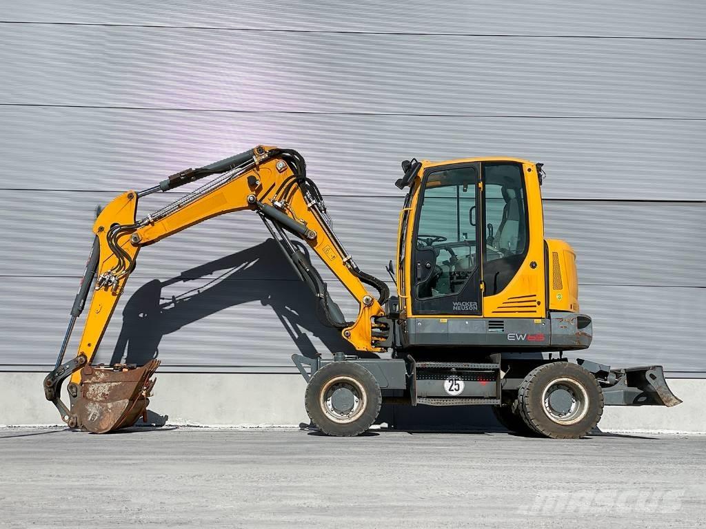 Wacker Neuson EW 65 Lastik tekerli ekskavatörler