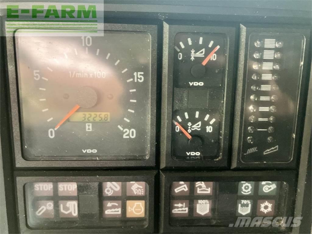 CLAAS medion 330 Biçerdöverler