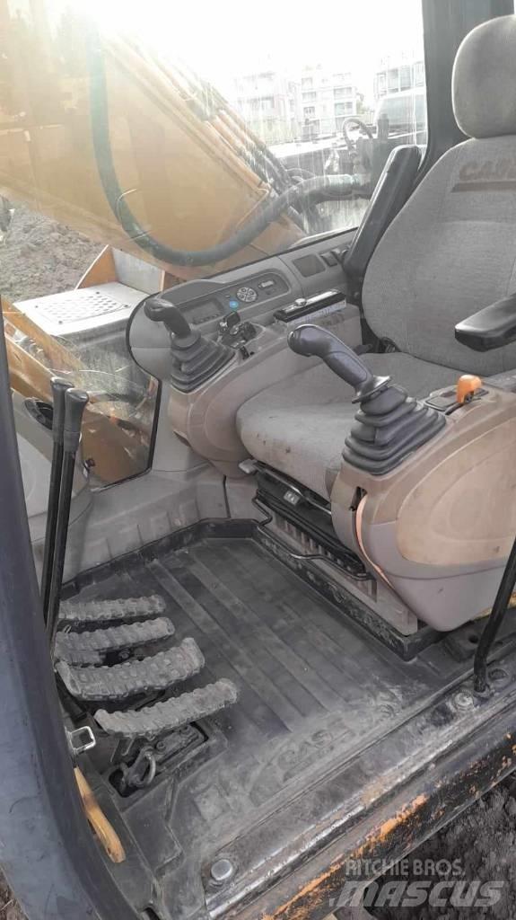 CASE CX 210 B Paletli ekskavatörler