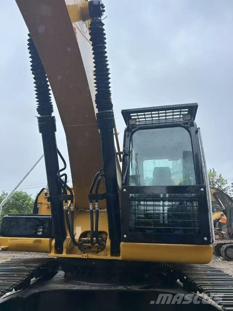 CAT 336 D L Paletli ekskavatörler