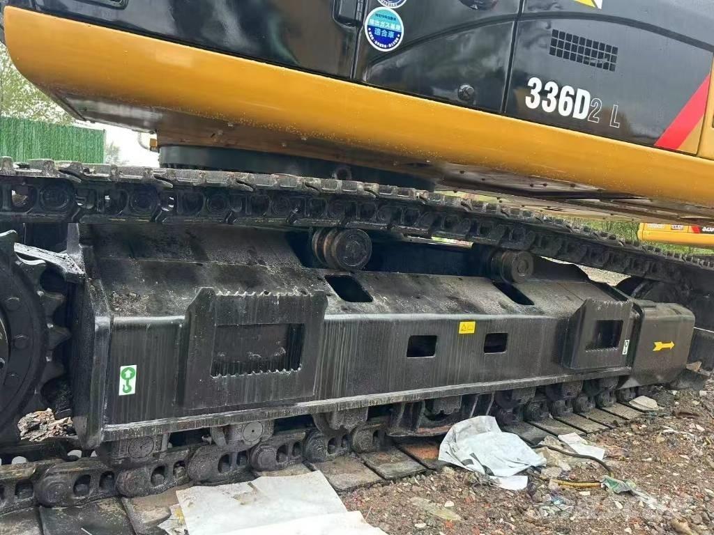 CAT 336 D L Paletli ekskavatörler