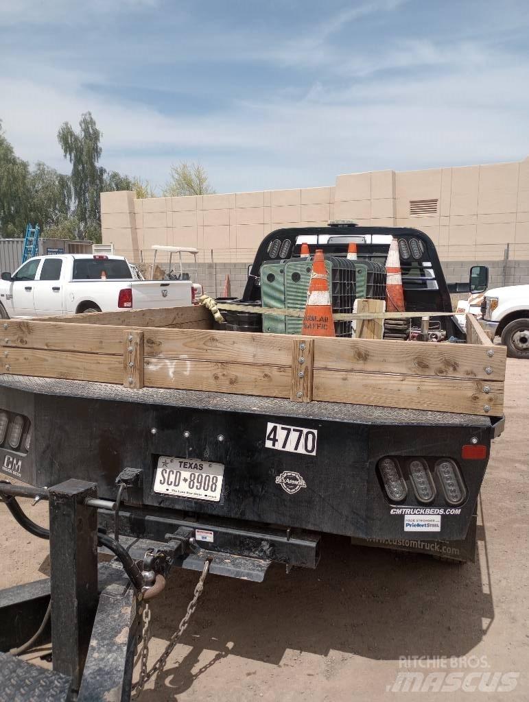 RAM 5500 Flatbed kamyonlar
