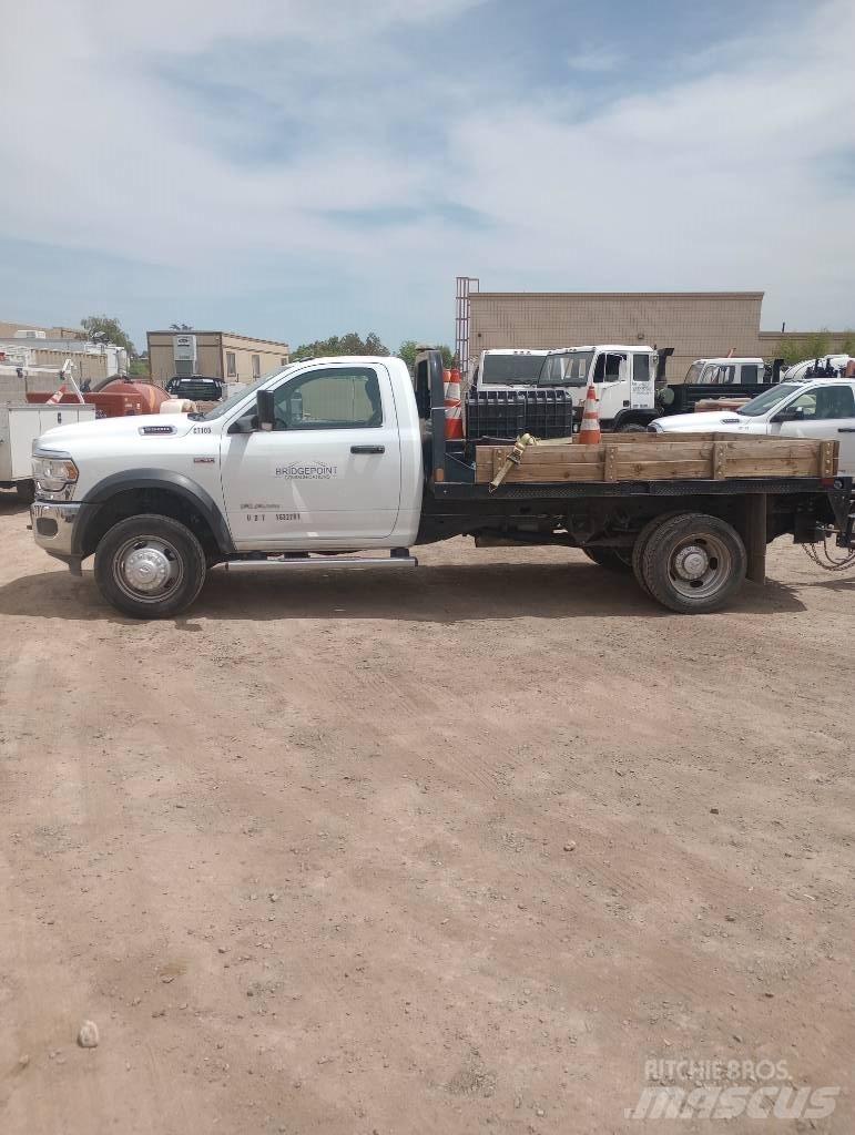 RAM 5500 Flatbed kamyonlar