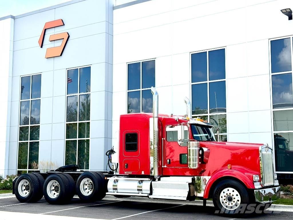 Kenworth W 900 Çekiciler