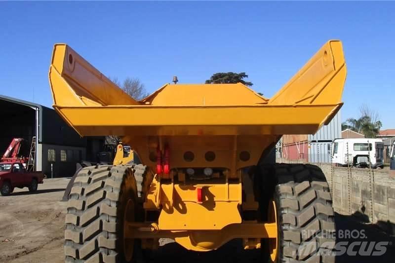Bell B30E Belden kirma kaya kamyonu