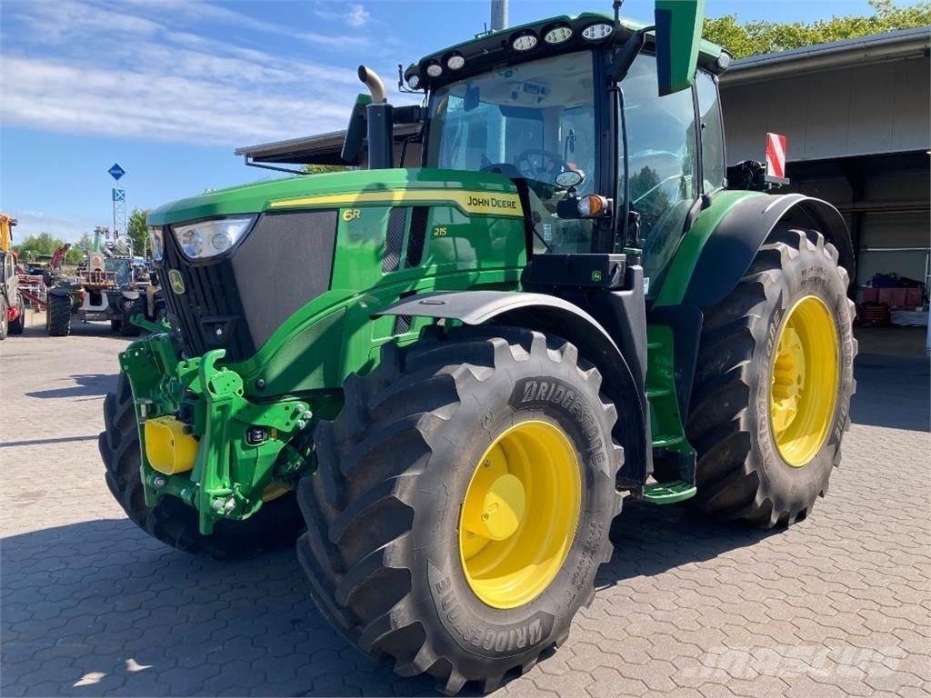 John Deere 6R215 Traktörler