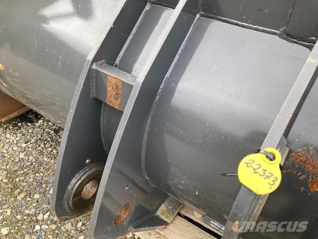 CASE 821 Skovl Tekerlekli yükleyiciler