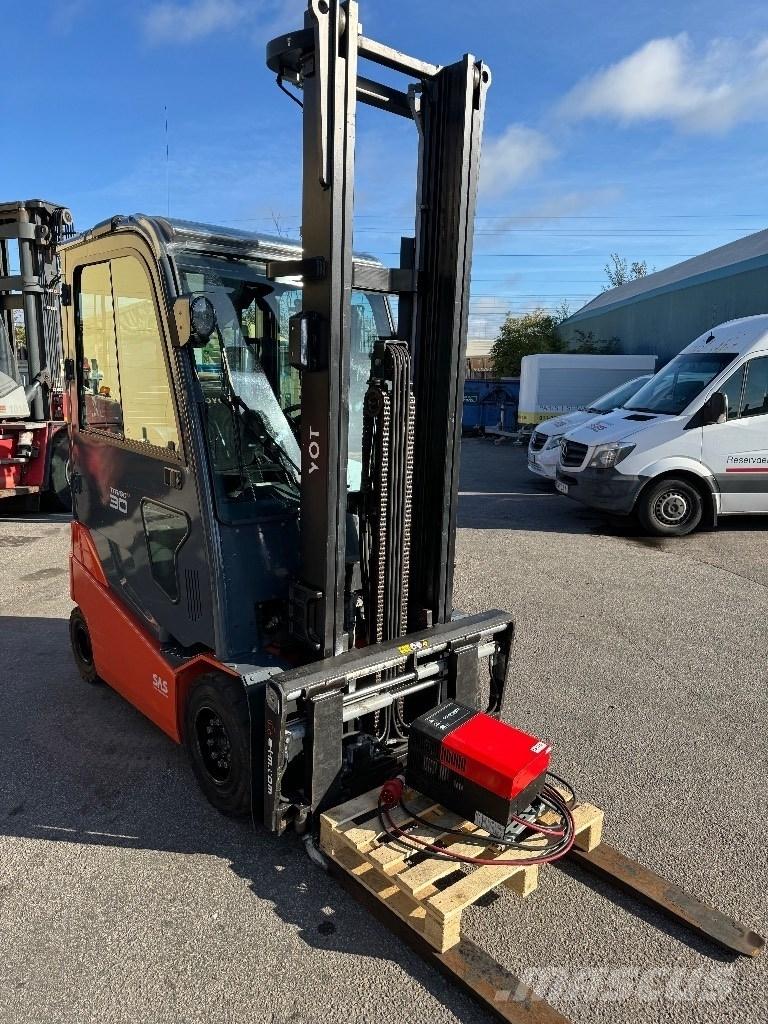 Toyota 8FBMKT30 Elektrikli forkliftler
