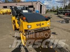 Sakai SW504 Çift tamburlu silindirler