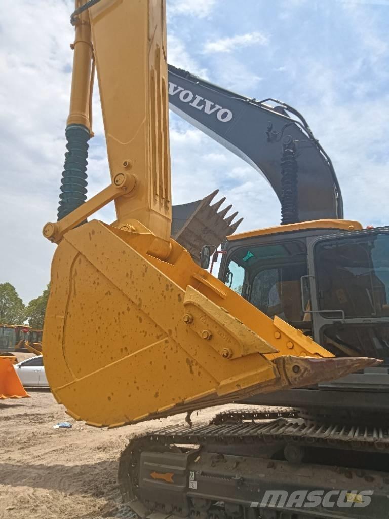 Komatsu PC 350 Paletli ekskavatörler