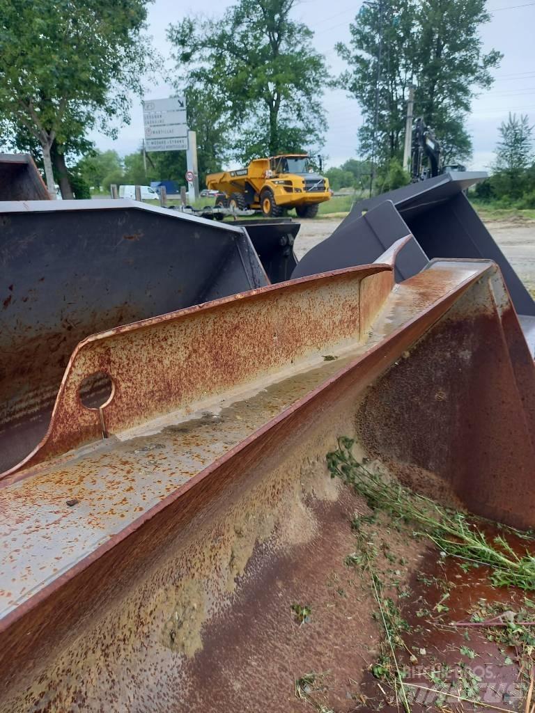 CAT 349 E Paletli ekskavatörler