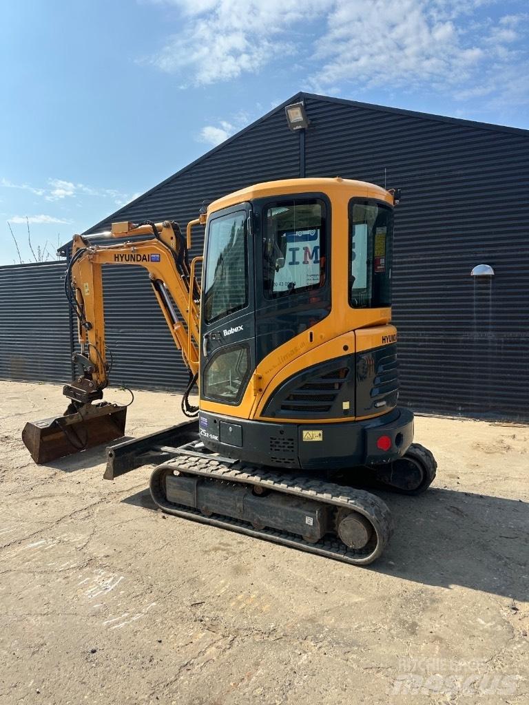 Hyundai 25 Z-9 Mini ekskavatörler, 7 tona dek