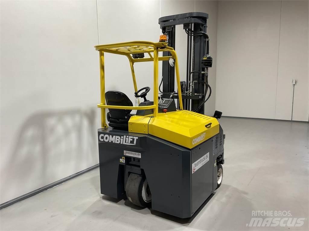 Combilift CBE3000 4 yönlü reach truck