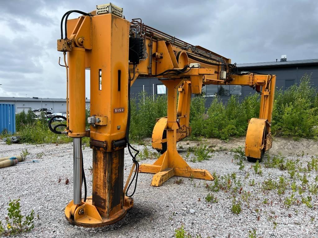 Sisu FC-45 HB Reach stacker - konteyner forkliftleri