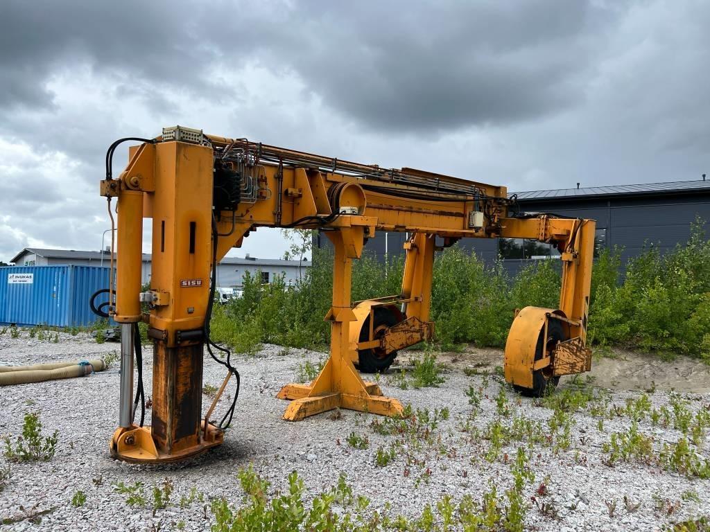 Sisu FC-45 HB Reach stacker - konteyner forkliftleri