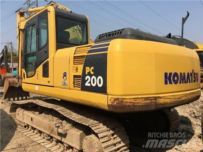 Komatsu PC 200-8 Paletli ekskavatörler