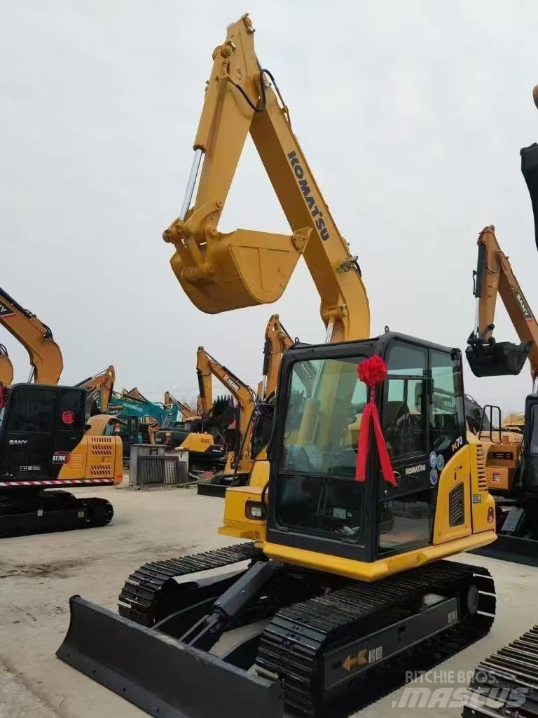 Komatsu 70-8 Paletli ekskavatörler