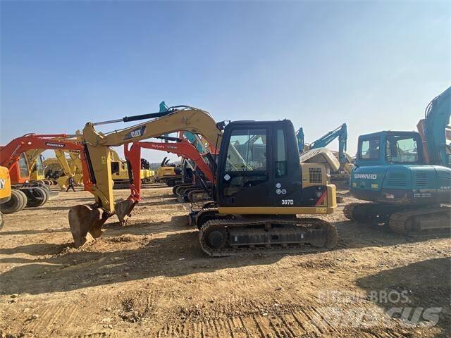 CAT 307D Paletli ekskavatörler