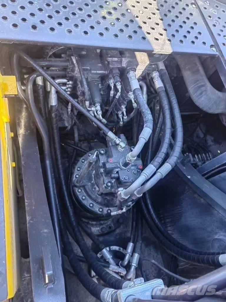 Volvo 290 Paletli ekskavatörler